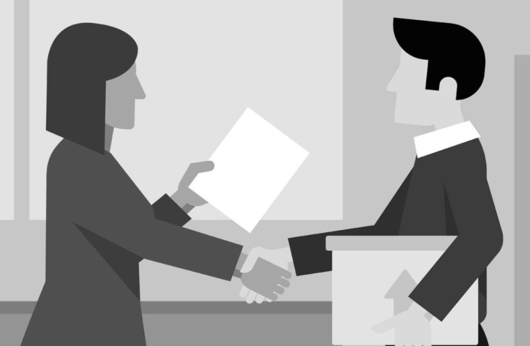 Có nên nịnh sếp để được thăng tiến trong công việc không?