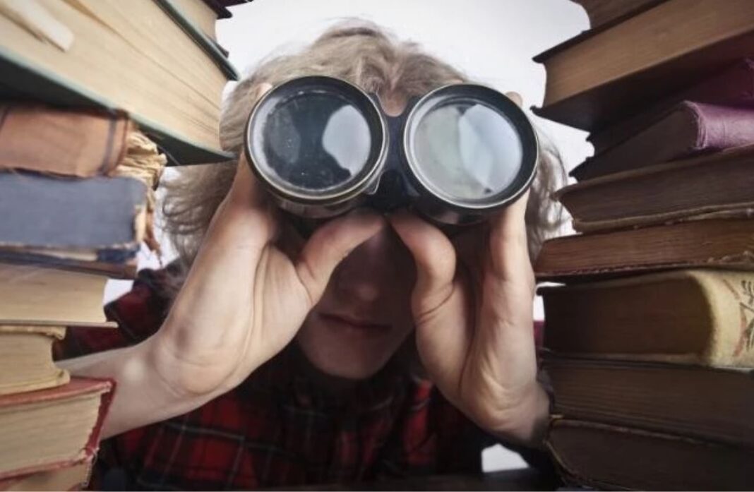 Kỹ năng quan sát là gì? Hướng dẫn rèn luyện & Bài test