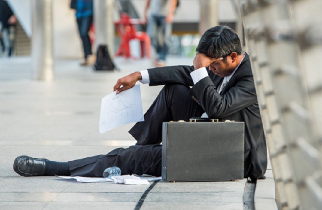 Sự nghiệp bế tắc ở tuổi 35: Giải mã nguyên nhân và xây dựng lộ trình phát triển mới