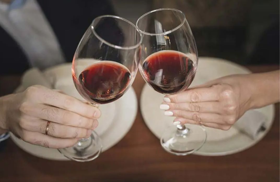 Cách từ chối món ăn tế nhị - Nghệ thuật giao tiếp khiến ai cũng nể trọng